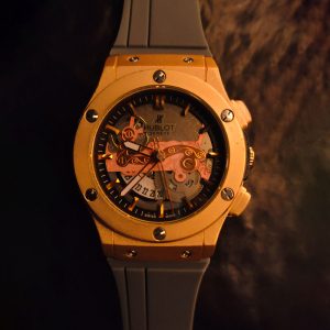 Hublot-Style Classic Men’s Watch – Leather & Silicone Straps